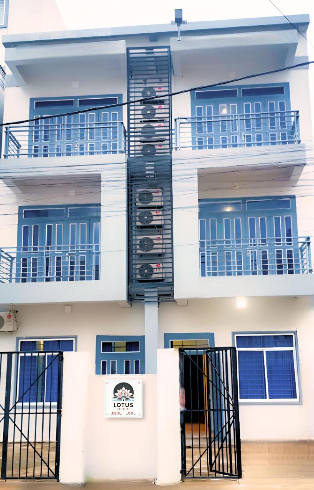 Lotus Homestay Sihanoukville Ngoại thất bức ảnh